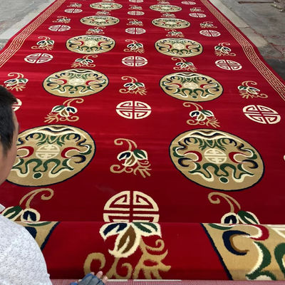 教会とモスク 壁から壁への祈りのカーペット カーペットの床面のための必須の柔らかいカーペット糸